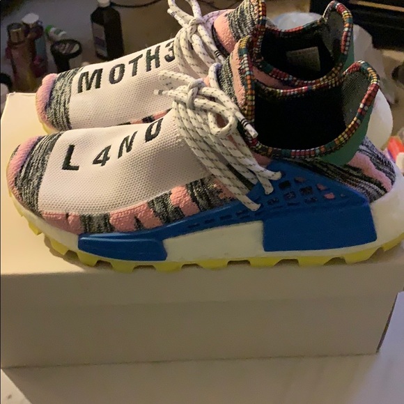 human race shoes motherland